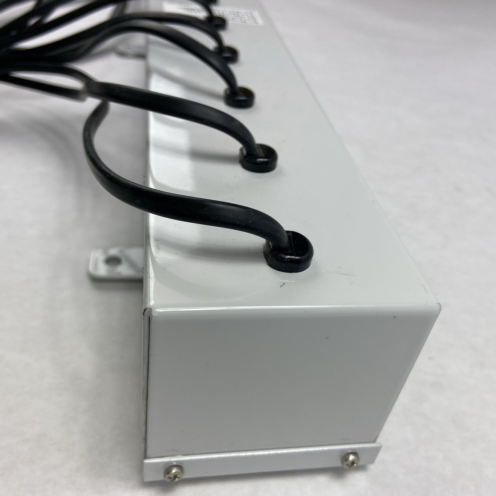 Bretford C7/Figure 8 - 10 Port Charging Strip - Model 018-0267