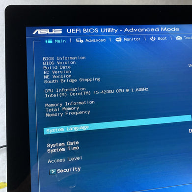 ASUS All-in-One PC ET2321I 23" Touch Core i5-4200U 1.60MHz 8GB RAM No Stand HDD