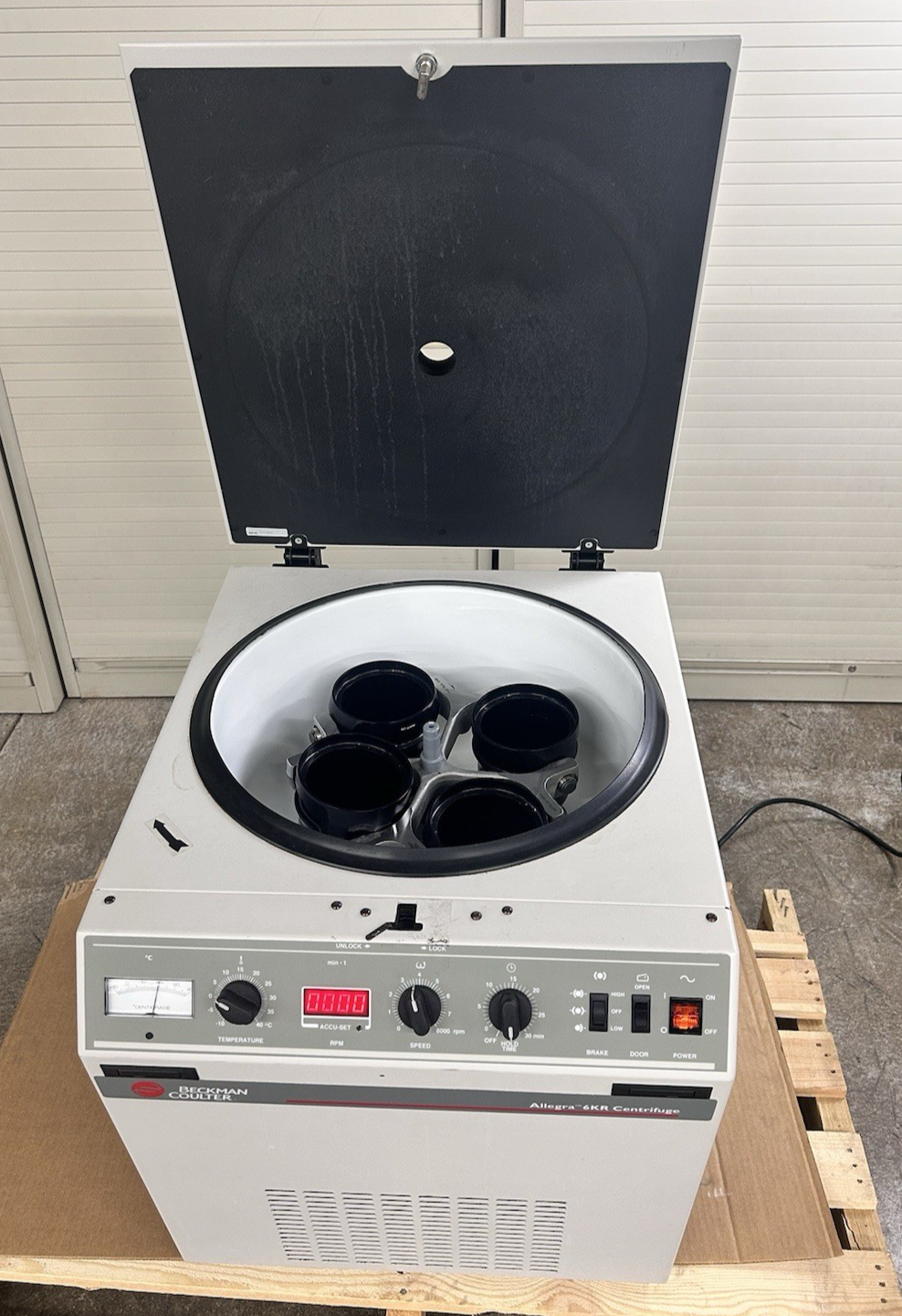 Beckman Allegra 6KR Refrigerated Centrifuge w/ Bucket Rotor - Parts or Repair