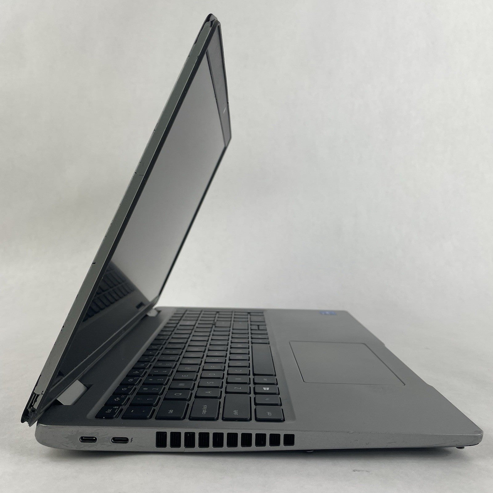 Dell Latitude 5520 15.6" i5-1135G7 2.40 GHz 8 GB RAM No SSD/OS/AC/Batt - READ5