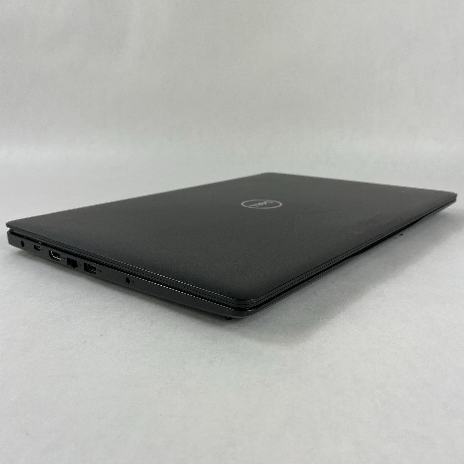 Dell Latitude 3590 15.6" i5-8250U 1.60 GHz 8 GB RAM No SSD No OS - Bad Corner14