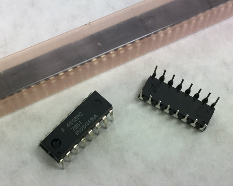 Genuine Fairchild 4518PC Integrated Circuit  16 Pin  Lot of 21