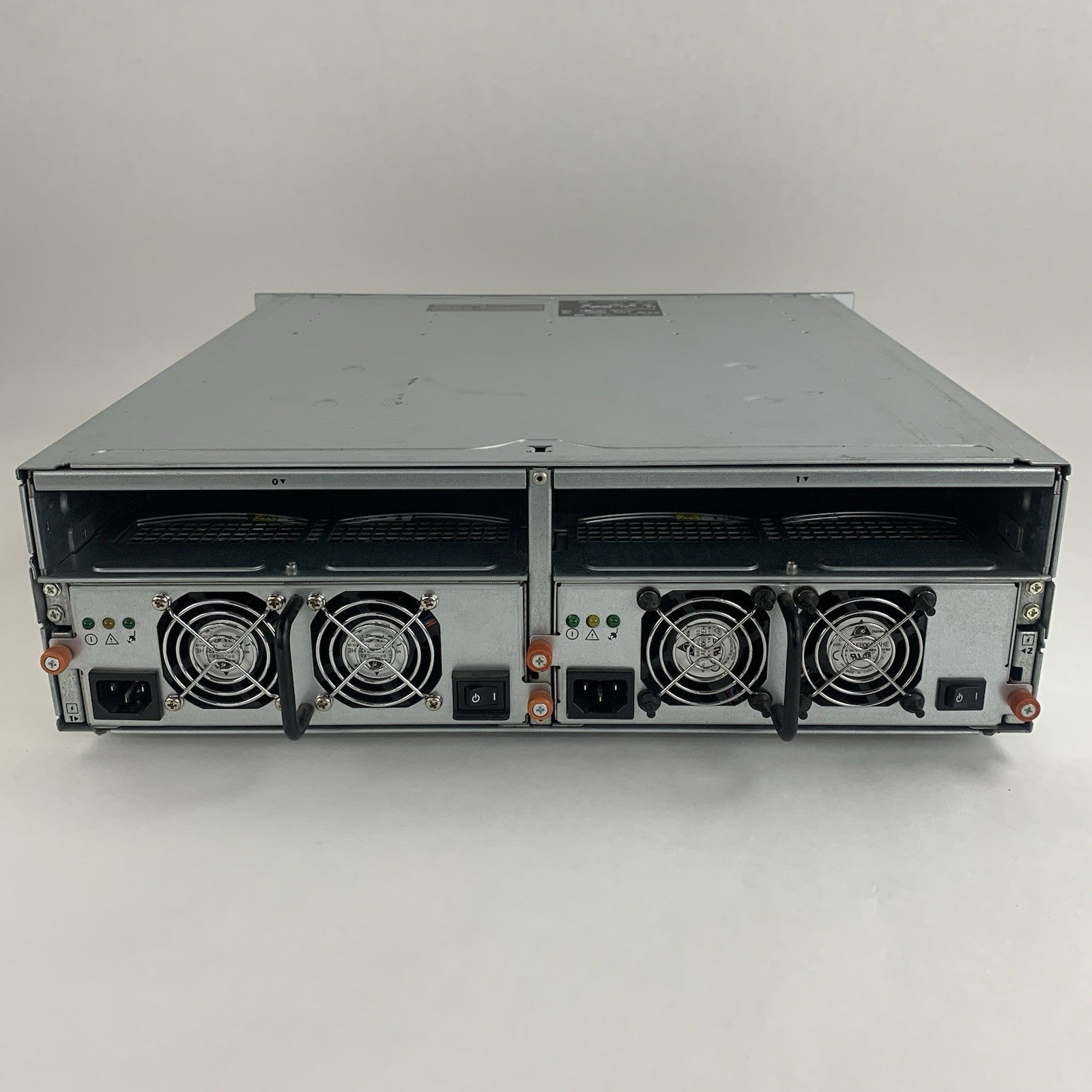 Dell PowerVault MD3000i AMP01 Storage Array 15x Cad 2x PSUs No HDDs/Controllers13
