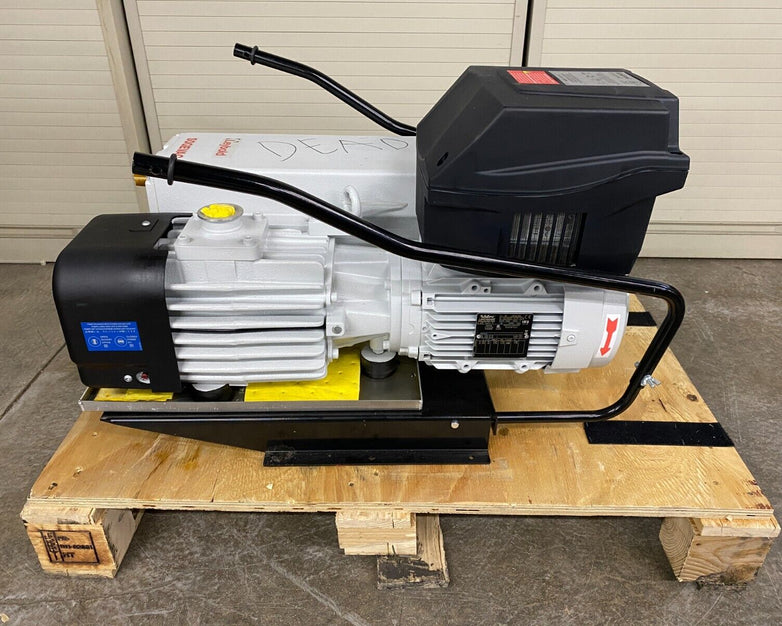 Sogevac Leybold SV120BIFC 960563V3002 Vacuum Pump - Parts or Repair