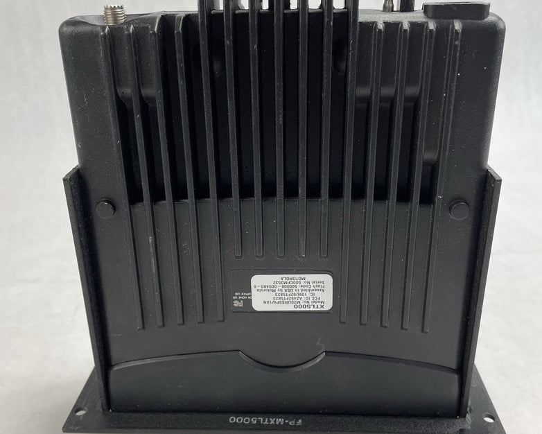 Motorola XTL 5000 M20URS9PW1AN 700/800 MHz Mobile Radio – Untested