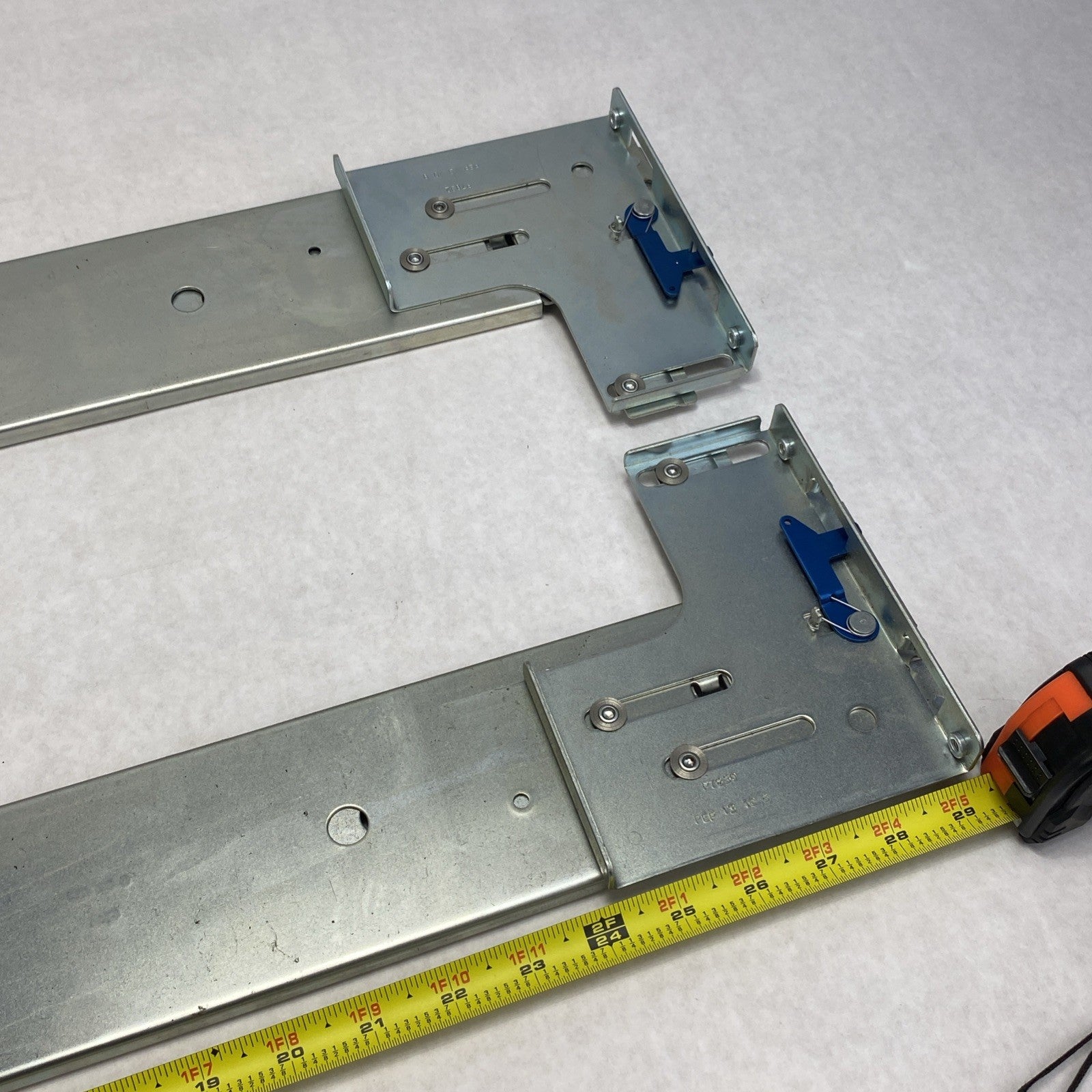 Dell JJ011 Rapid Rail Mounting Kit With Cable Management Arm For PowerEdge READ12