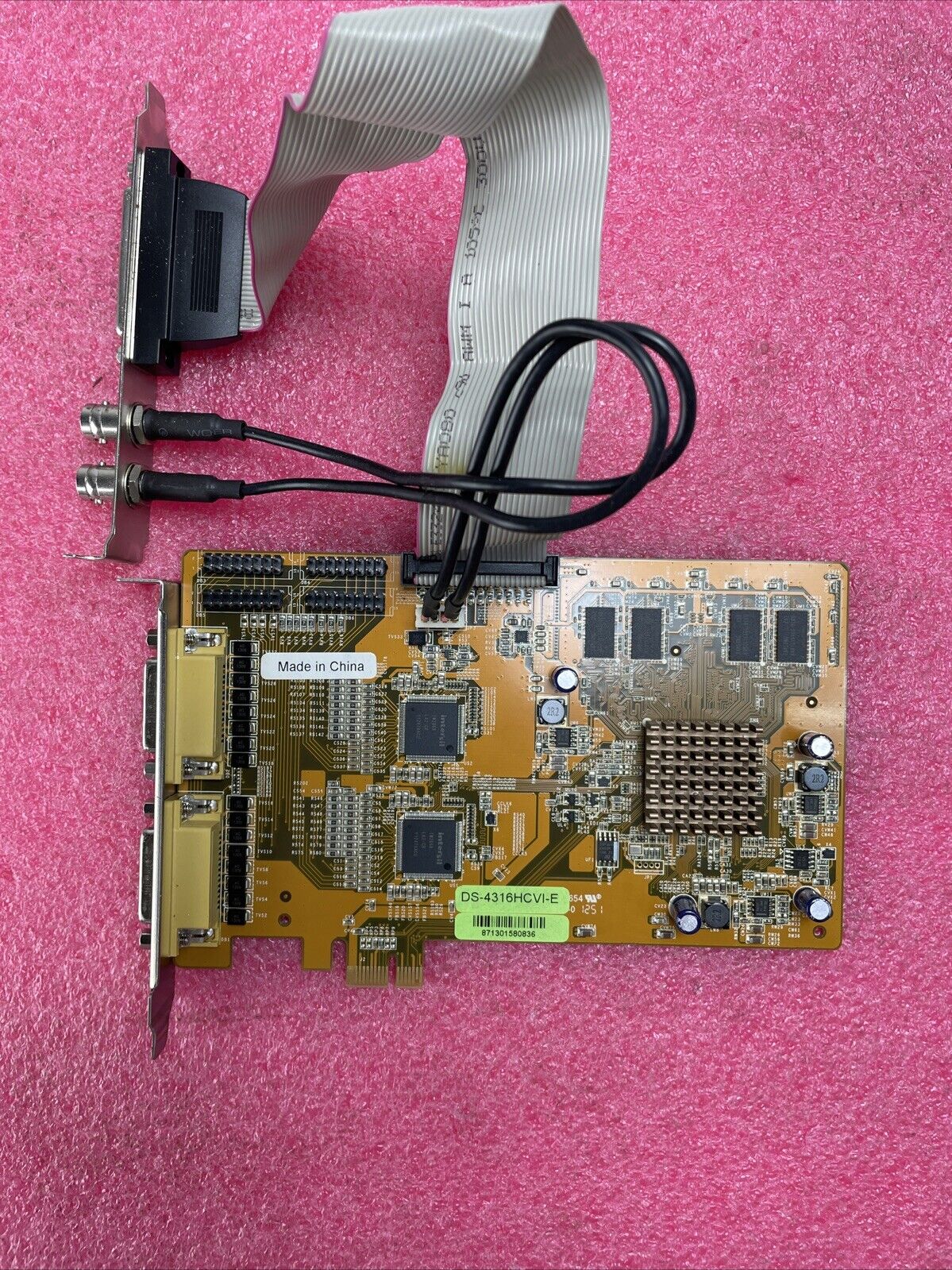 New Hikvision DS-4316HCVI-E 16-Channel Video Audio Capture PCIe DVR NVR & Cables
