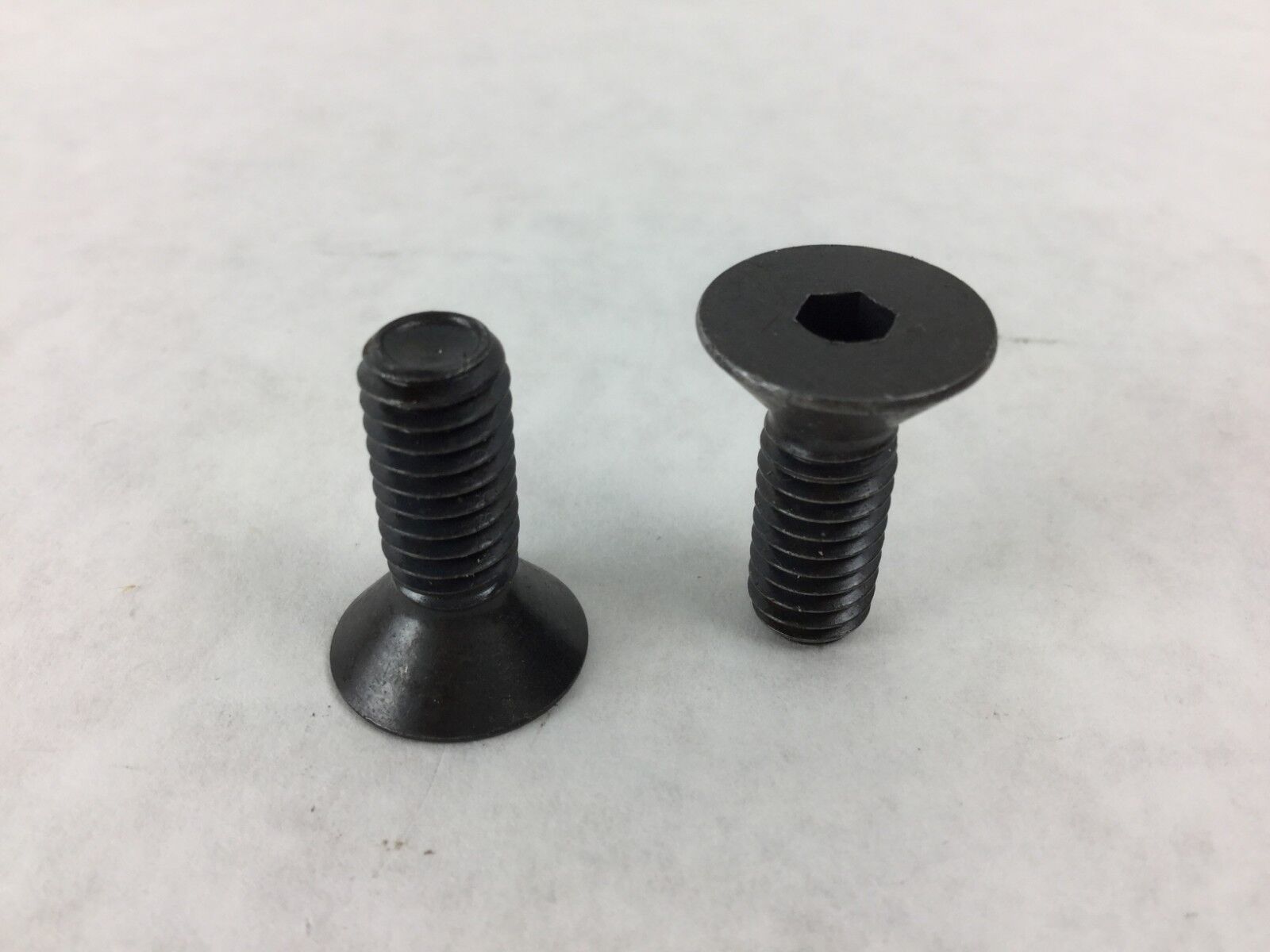 kerr ASME B18.3 5/16-18 x 7/8 Flat Socket HD Cap Screw Alloy Steel Box Qty: 25