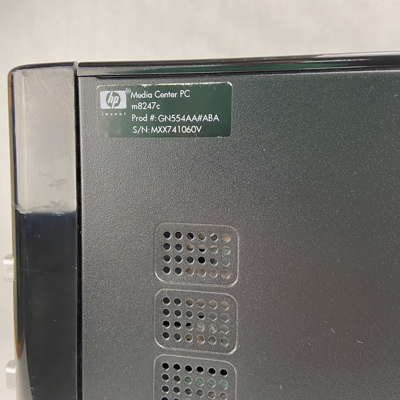 HP Media Center M8247C MT AMD Athlon 64 x2 Dual 2.81GHz 3GB RAM No HDD/OS5