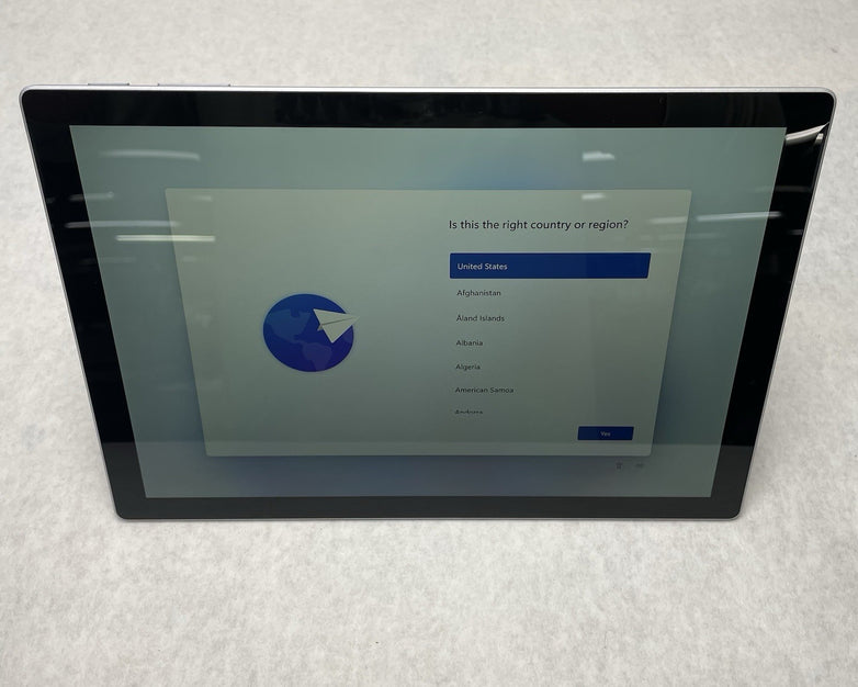 Microsoft Surface Pro i5-7300U 2.60 GHz 8 GB RAM 256GB Windows 11 No Keyboard