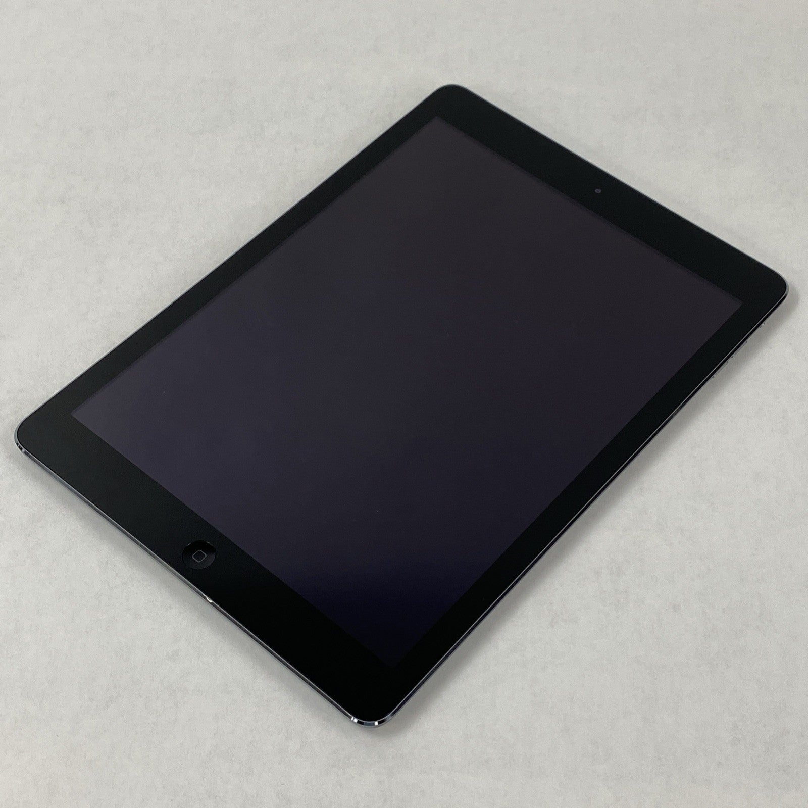 Apple iPad Air 1st Gen A1474 16GB Wi-Fi 9.7" Space Gray IOS 12.5.74