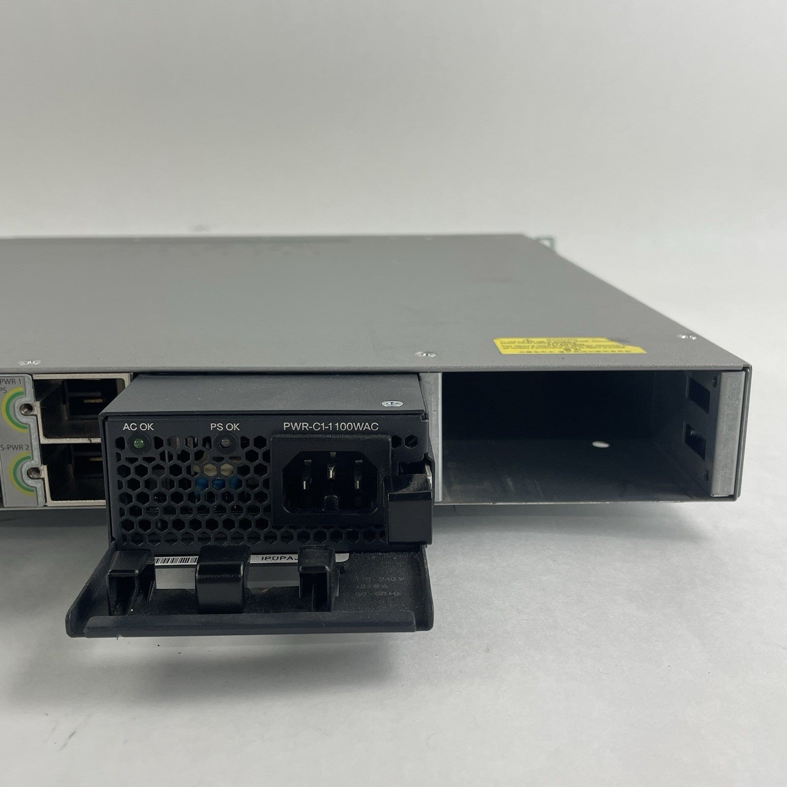 Cisco WS-C3850-48U-S V06 48-Port UPoE Switch  1x 1100W PSU Tested & Reset10