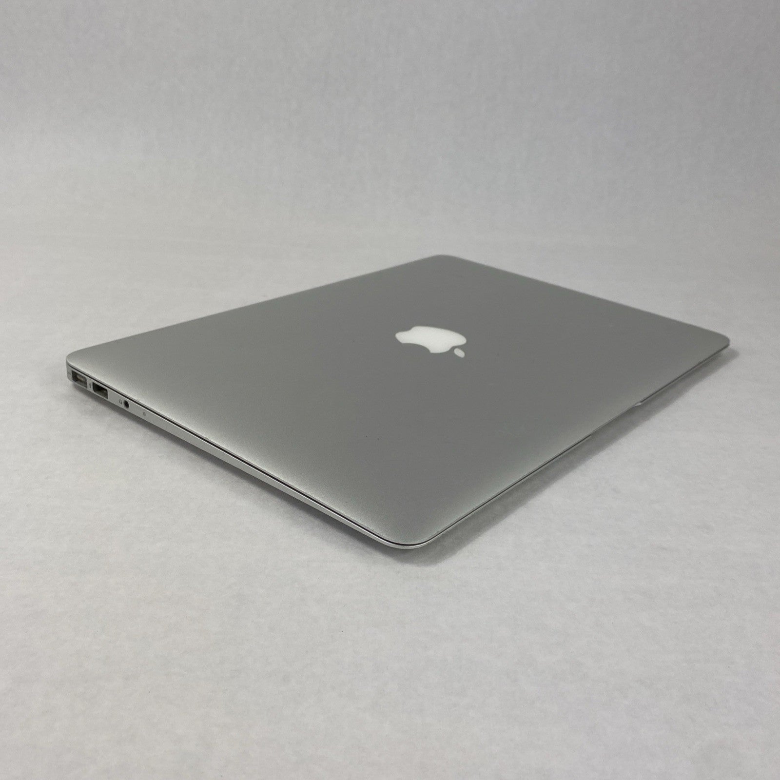 Apple A1369 MacBook Air 2011 13" 1.8Ghz i7 4GB RAM 250GB SSD os10.13.6 969Cycles