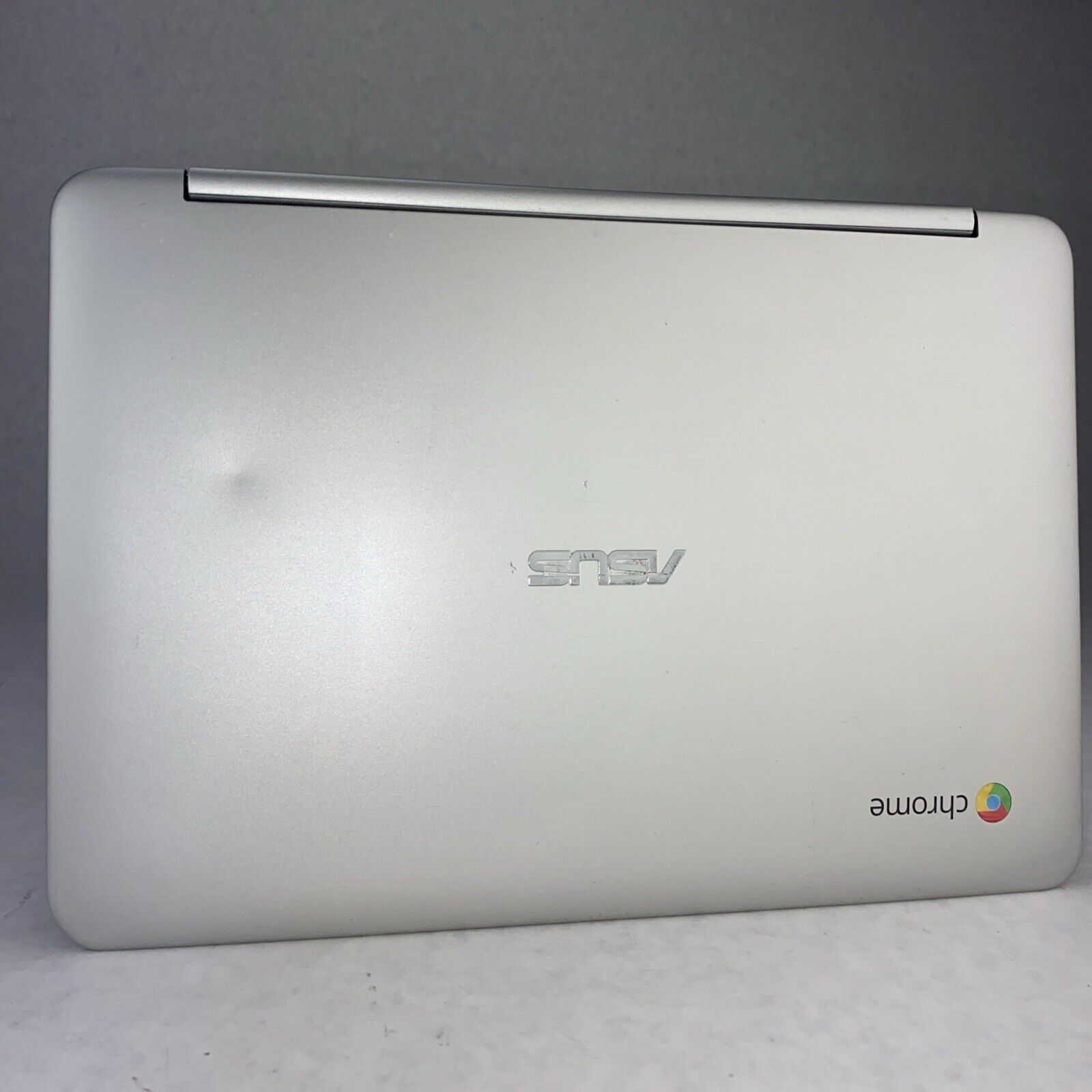 Asus C100P Flip 2-in-1 Touchscreen 10.1" Chromebook 4GB RAM 16GB SSD No Charger