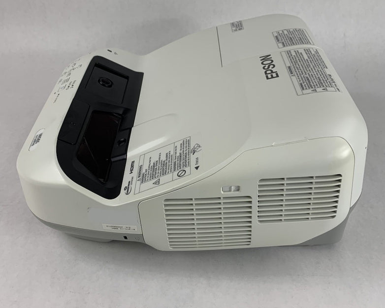 Epson H599A BrightLink 595Wi LCD Lamp Projector 541 Lamp Hours No Remote