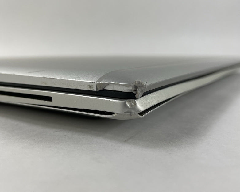 HP EliteBook 850 G8 15.6" i5-1145G7 2.60 GHz 8 GB RAM No SSD/OS/AC - Corner