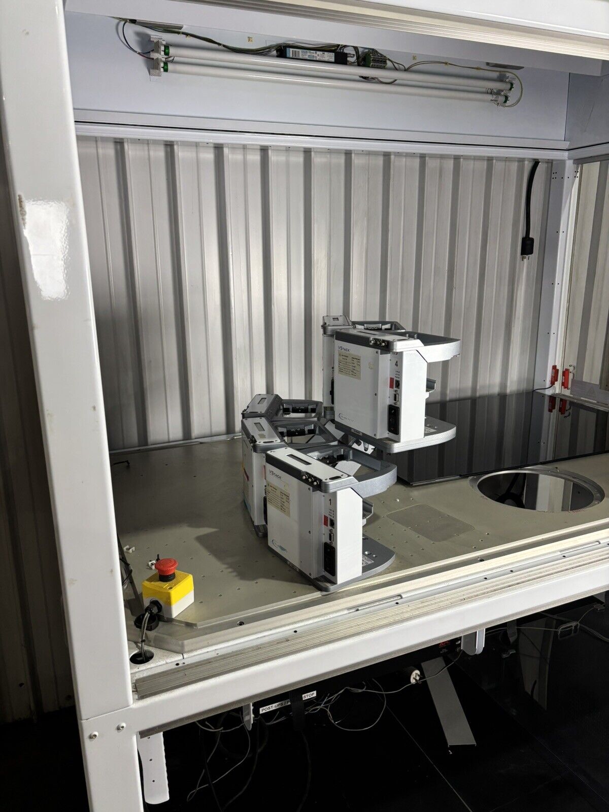 Agilent Biocel 1200 Liquid Handling Workstation W/ Asyst AXYS 21 Velocity Stack