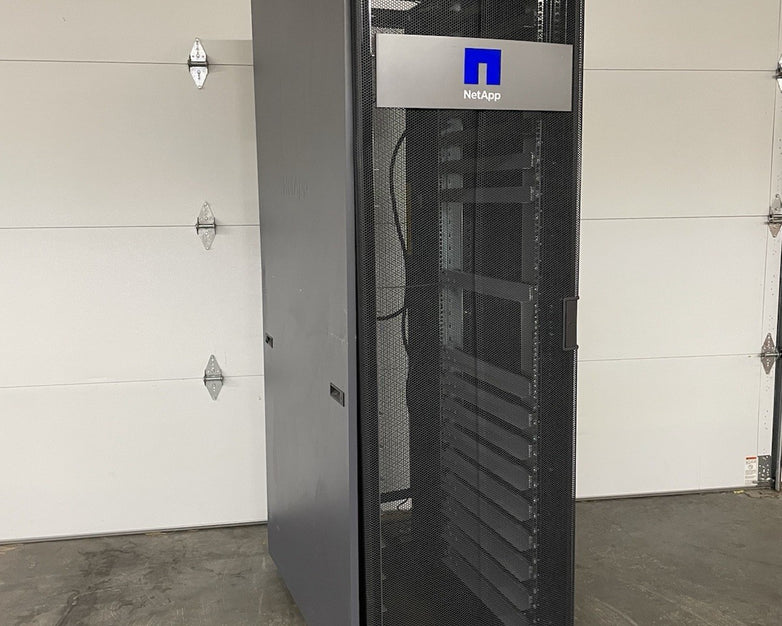 NETAPP NAC-0501 Server Rack Cabinet Unlocked With Keys
