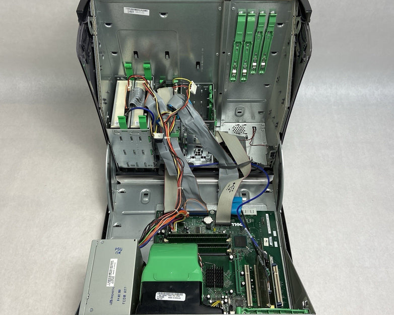 Dell Optiplex GX270 MT Intel Pentium 4 2.6GHz 1.5GB RAM No HDD No OS
