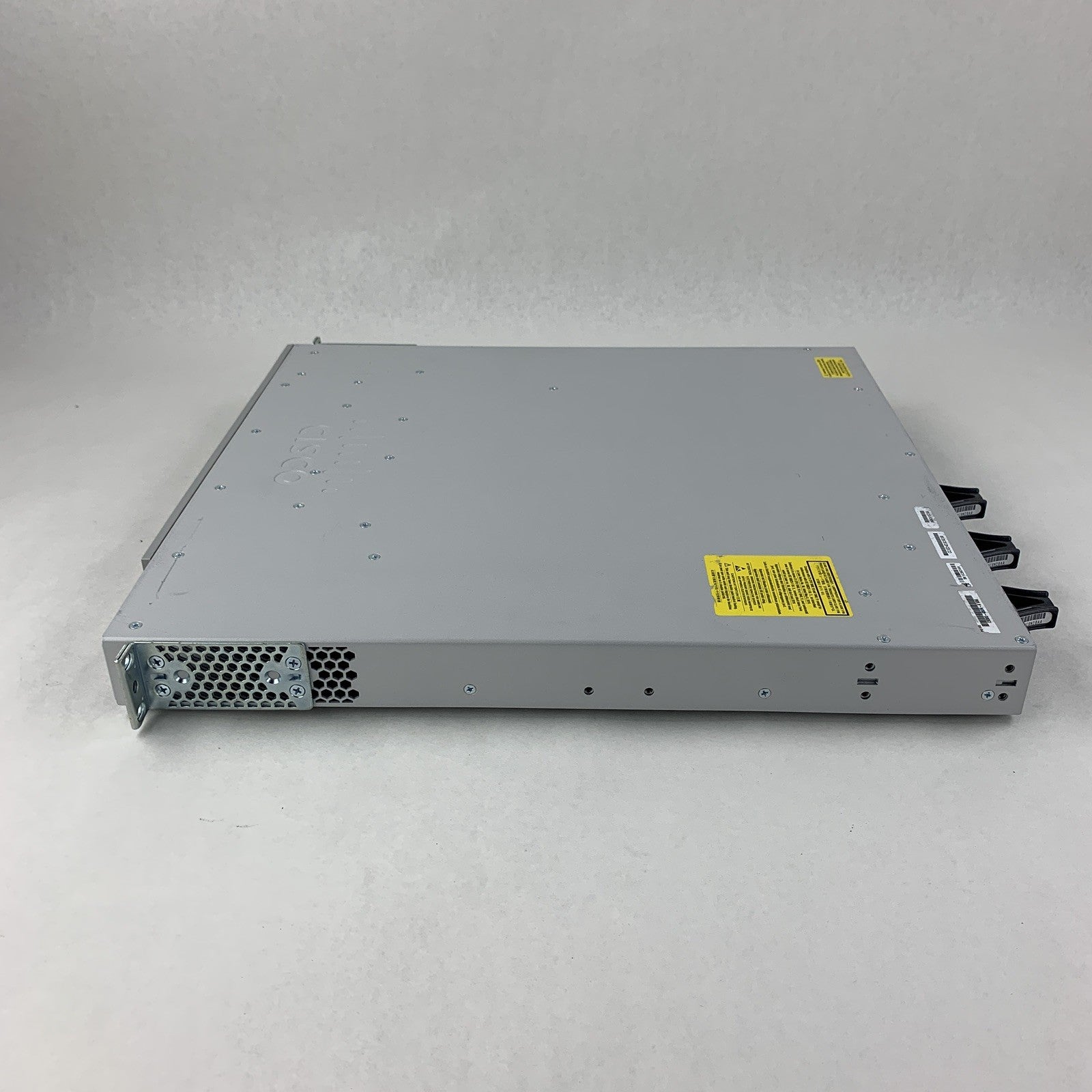 Cisco C9300-48UN-A 48-Port UPoE Network Advantage Switch Tested No Power Supply