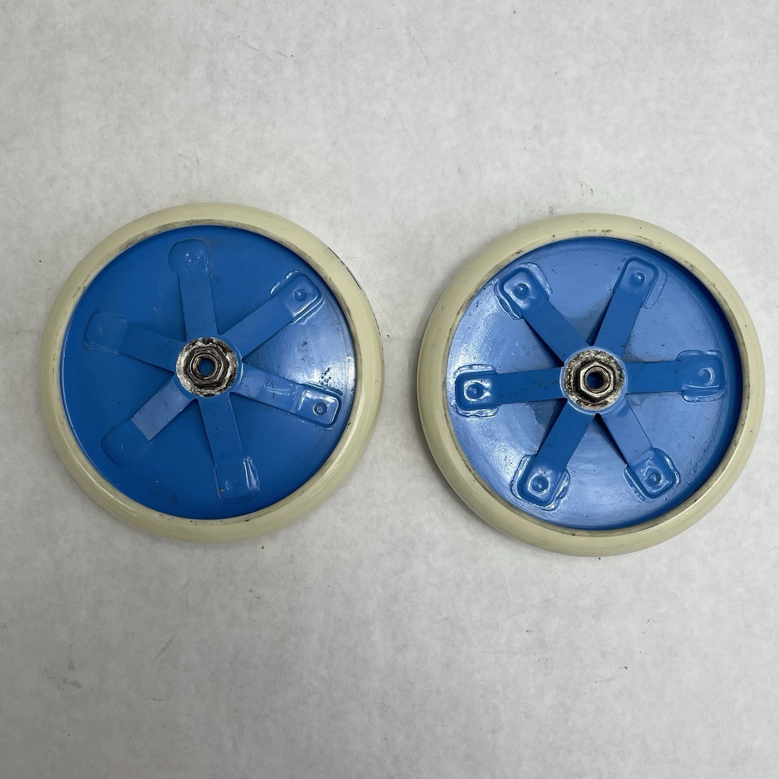 1 Piece Draloric PE 140 High Voltage Capacitors 15kVp 100pF ±20%