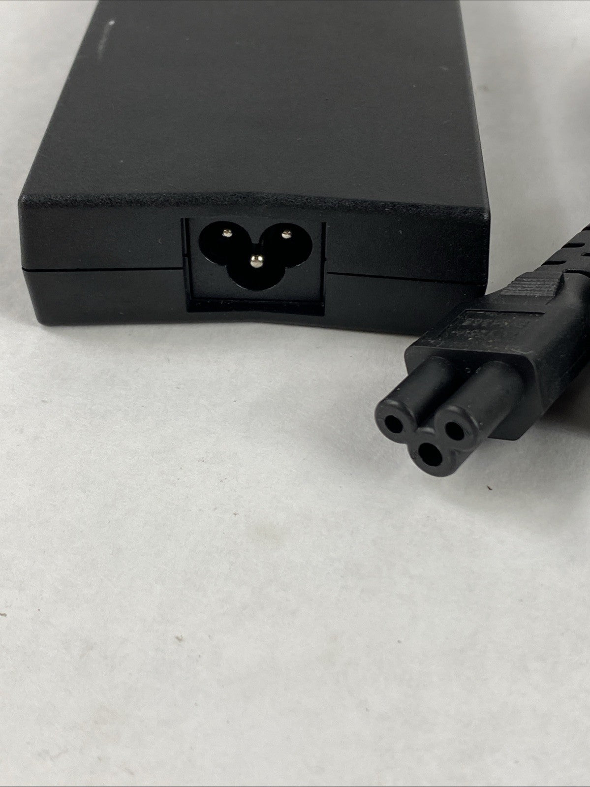  Dell LA130PM190 AC Adapter Power Charger 19.5V 6.7A 130W 7.4mm Lot of 31