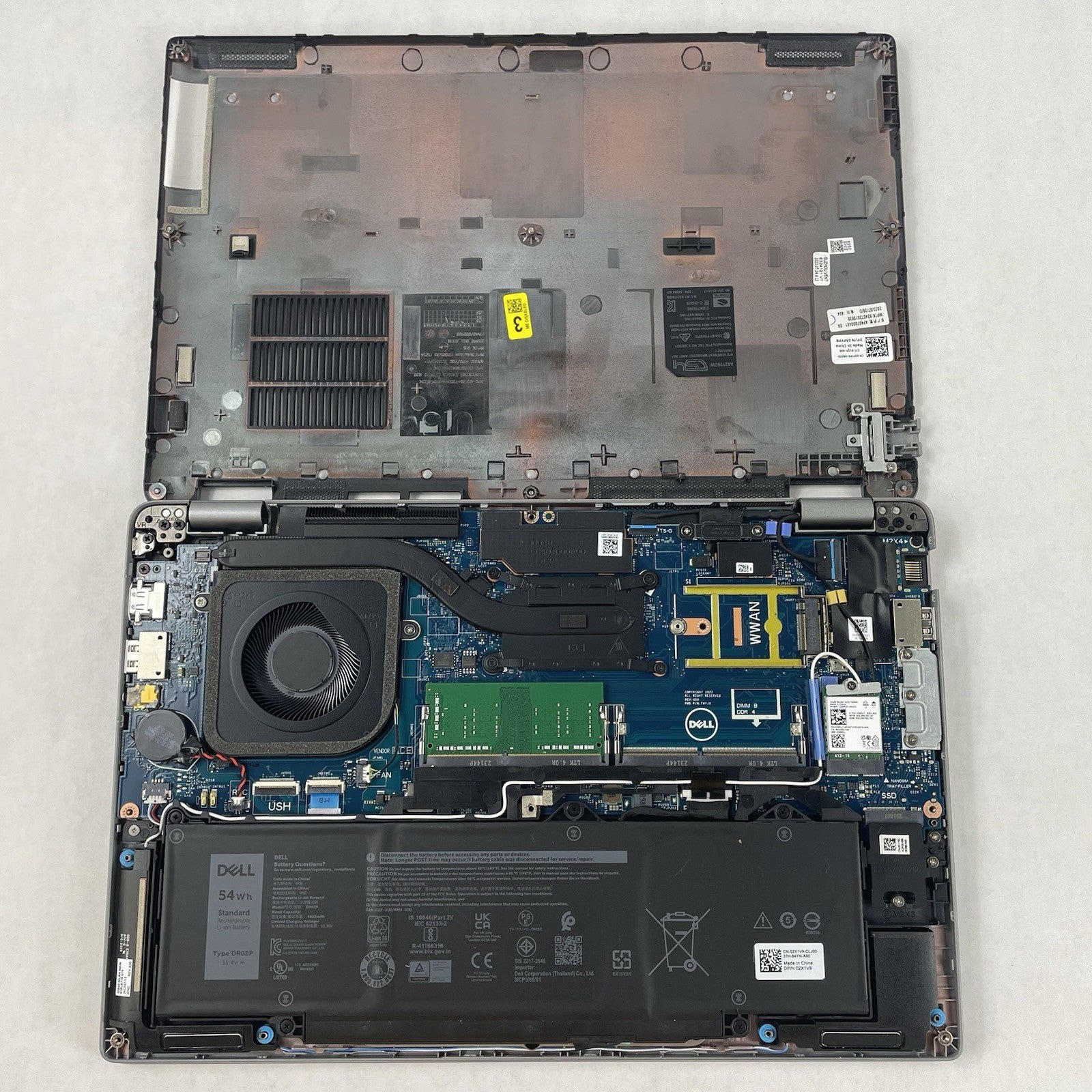 Dell Latitude 5440 14" i5-1345U 4.35 GHz 8 GB RAM No SSD/OS/AC15