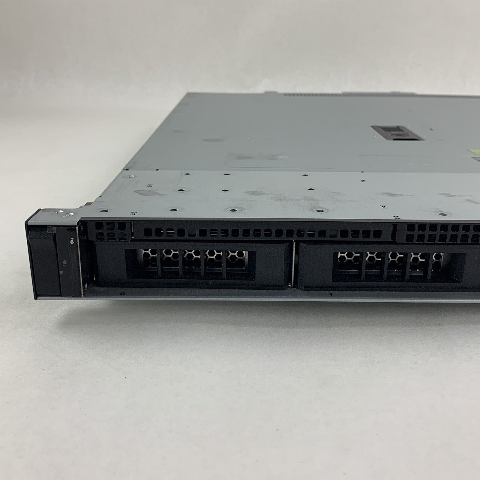 Dell PowerEdge R240 1U Server Xeon E-2246G 3.6 GHz 64 GB DDR4 No OS No HDD