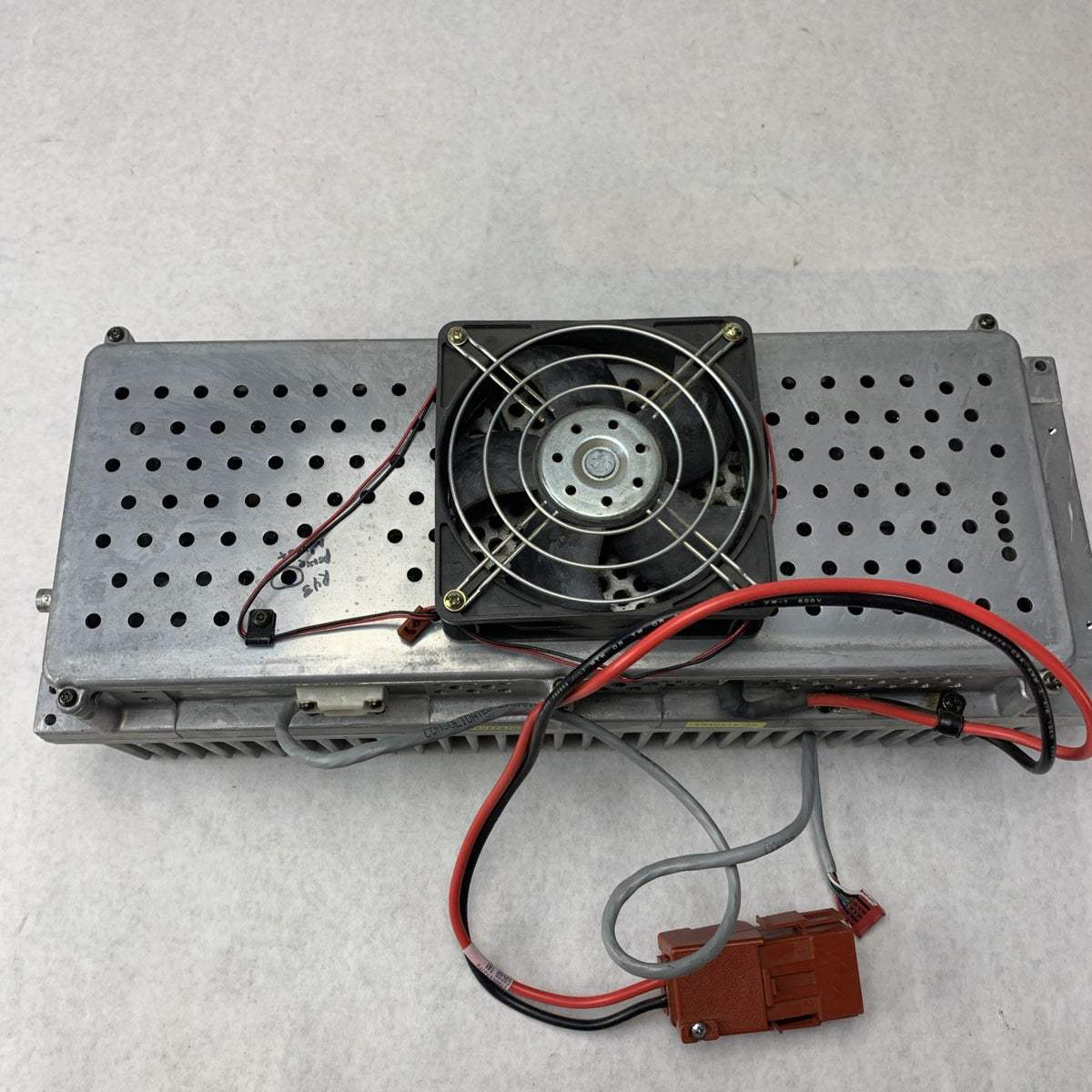 GE Harris Ericsson MASTR III 110W UHF Amplifier Module 19D902797G32