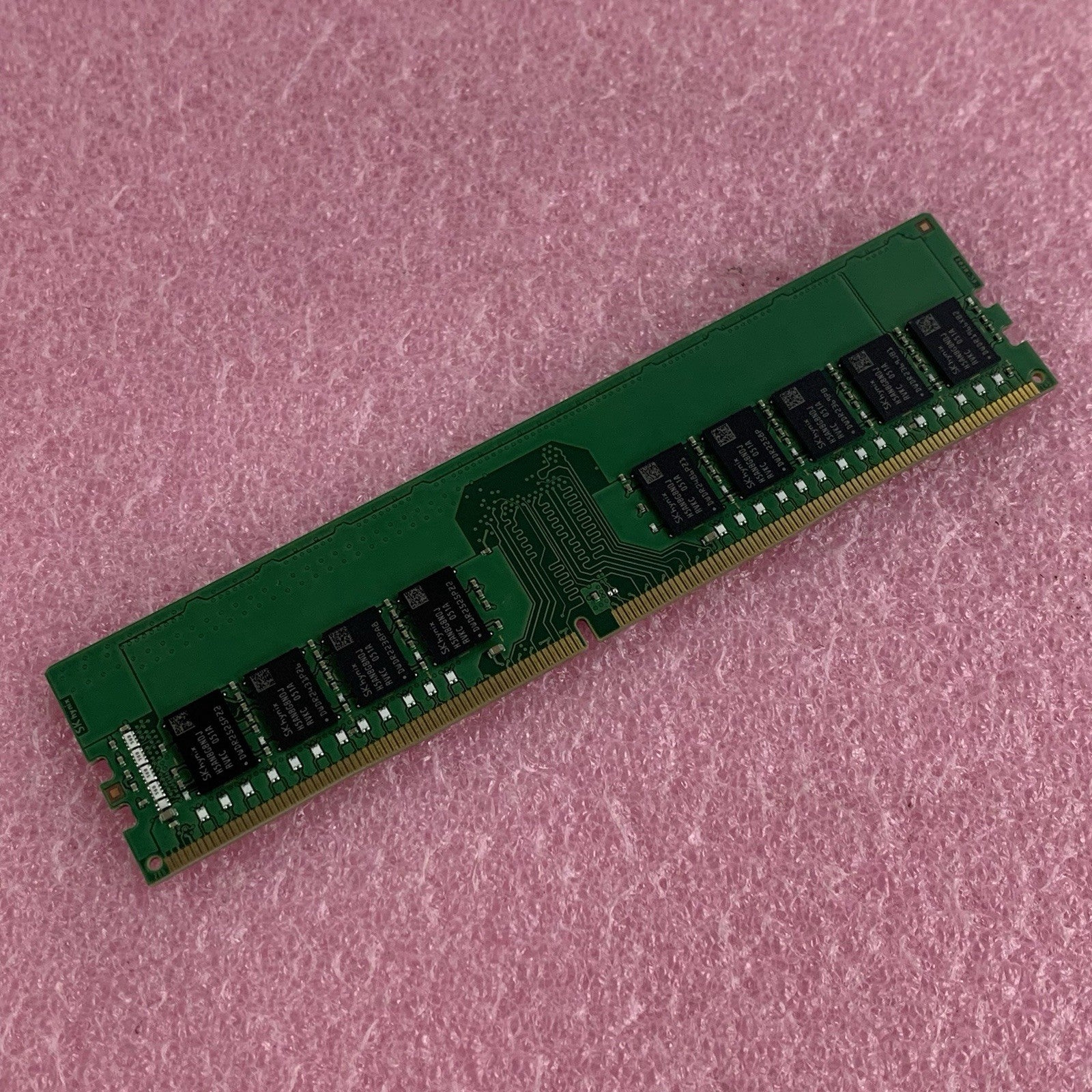 SK Hynix HMA82GU7DJR8N-VK 16 GB DDR4 2666V PC4 ECC UDIMM Server Memory Ram4
