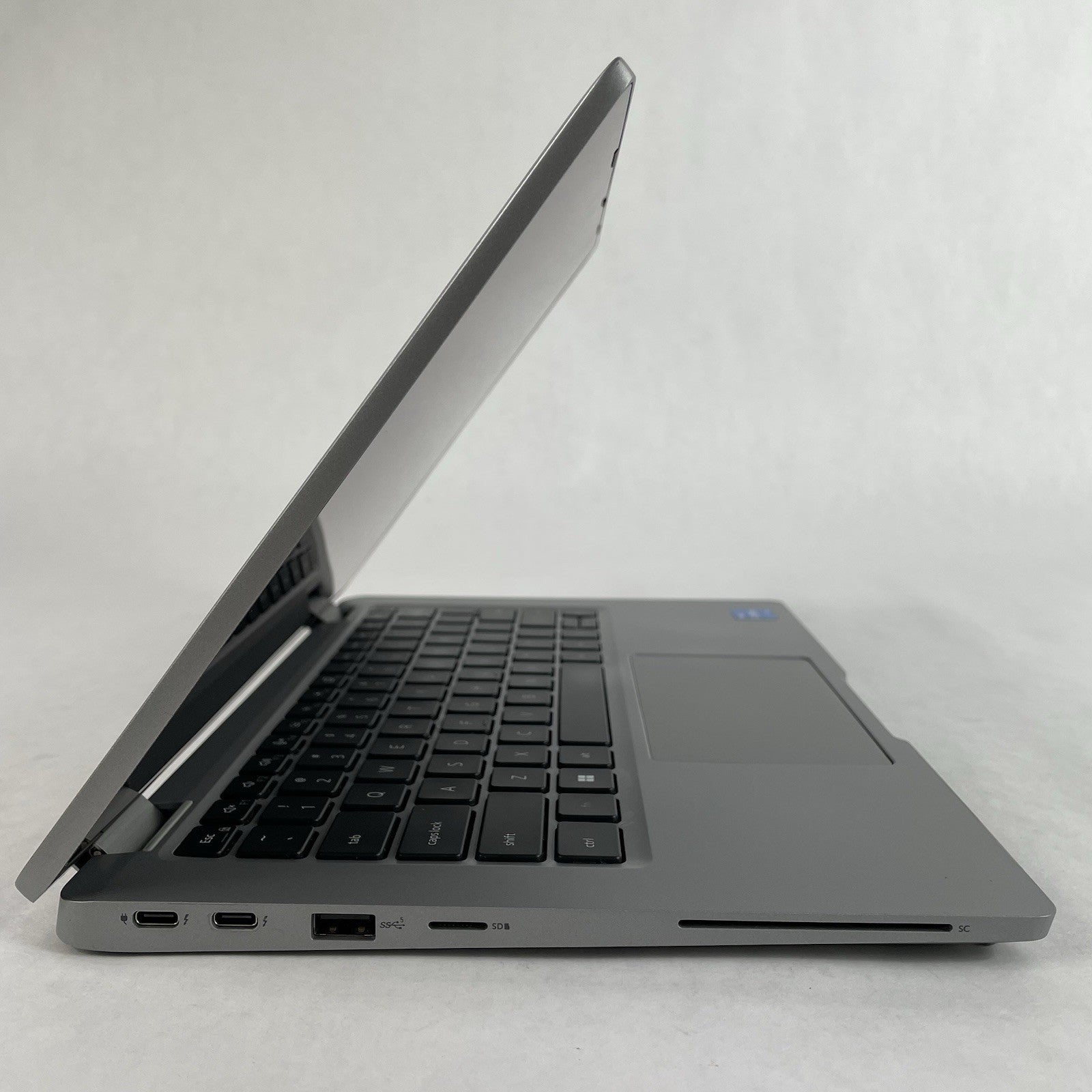 Dell Latitude 5330 13.3" i5-1235U 3.76 GHz 16 GB RAM No SSD/OS/AC4