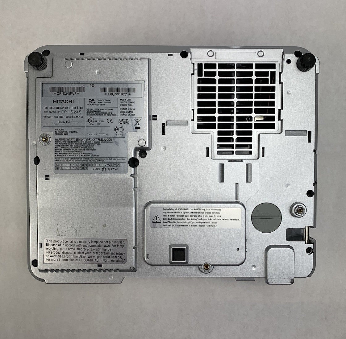 Hitachi CP-S245 LCD Lamp Projector No Remote 646 Lamp Hours
