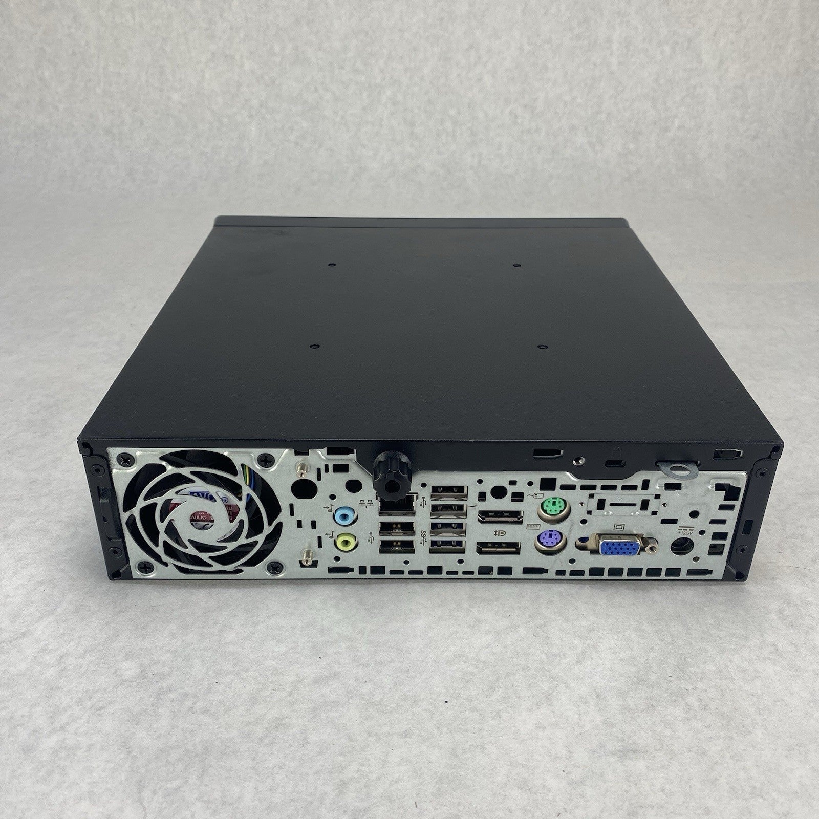 HP EliteDesk 800 G1 USFF Intel Core i3-4330 3.5GHz 8GB RAM No HDD No OS