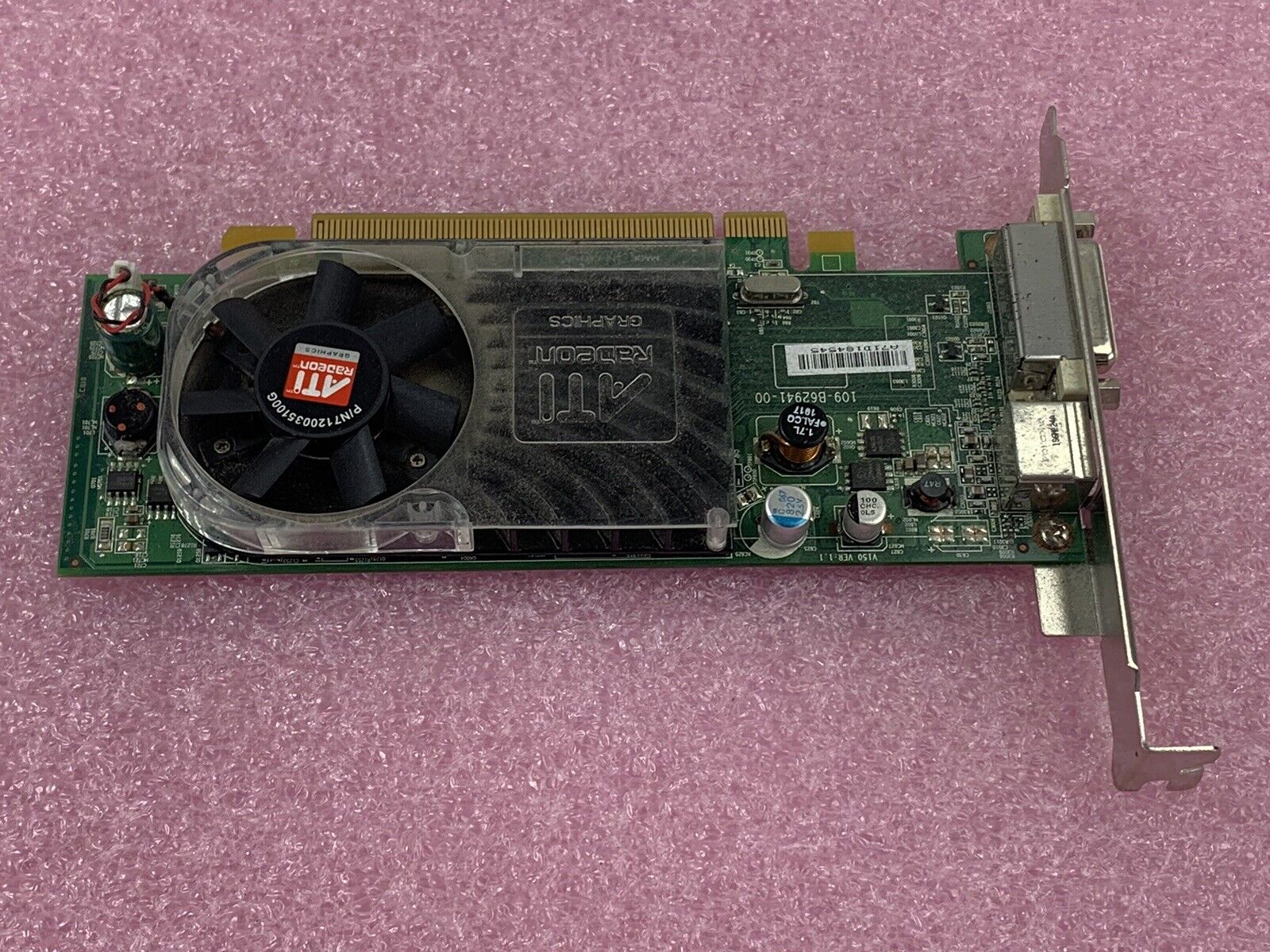 ATI Radeon 109-B27631-00 256MB ATI-102-B27602B Video Card - Green