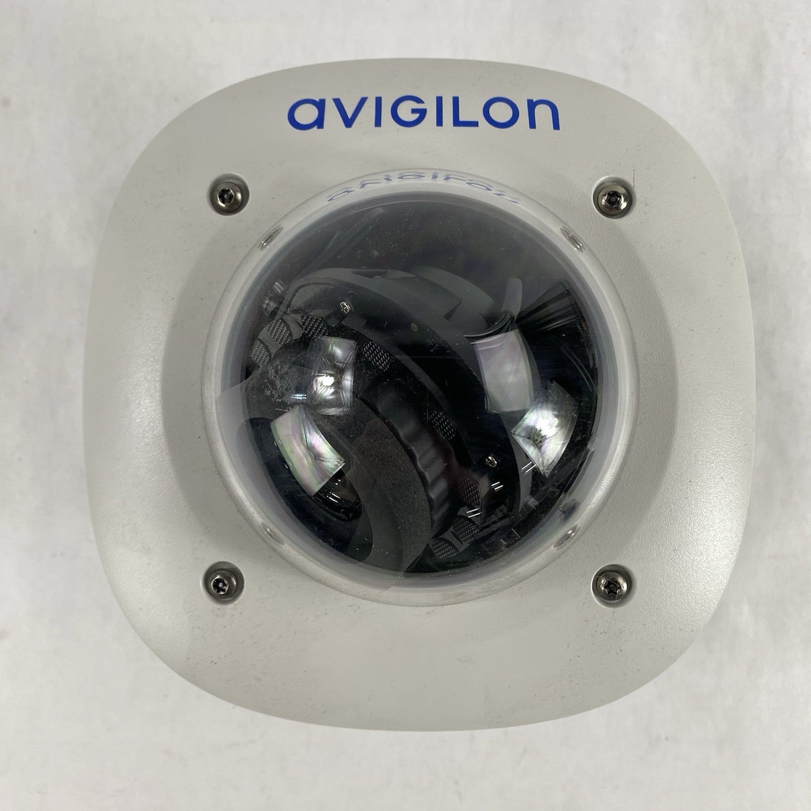 Avigilon 4.0C-H5A-DC1-IR H5A Series Lightcatcher Low-Light Dome Camera2