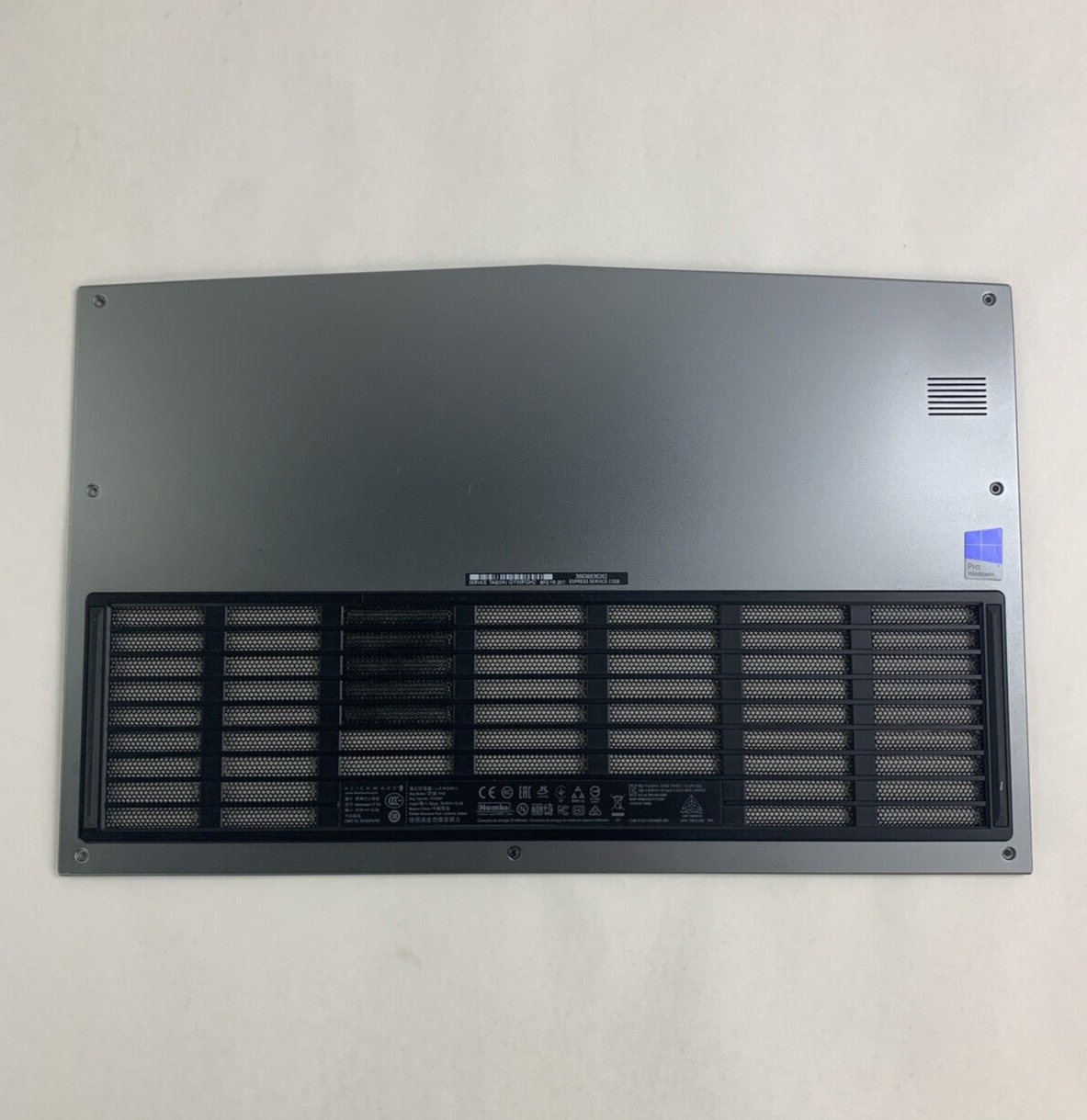 Alienware 17 R4 P31E001 2016 Keyboard Bottom Cover Only No Screws