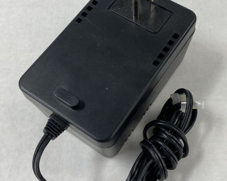 Elpac Power Systems WM144-1950 12vDC 1.2A Power Supply