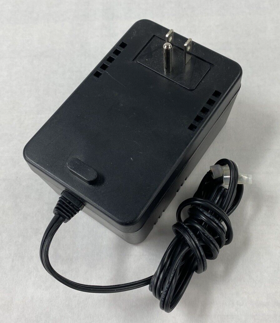 Elpac Power Systems WM144-1950 12vDC 1.2A Power Supply