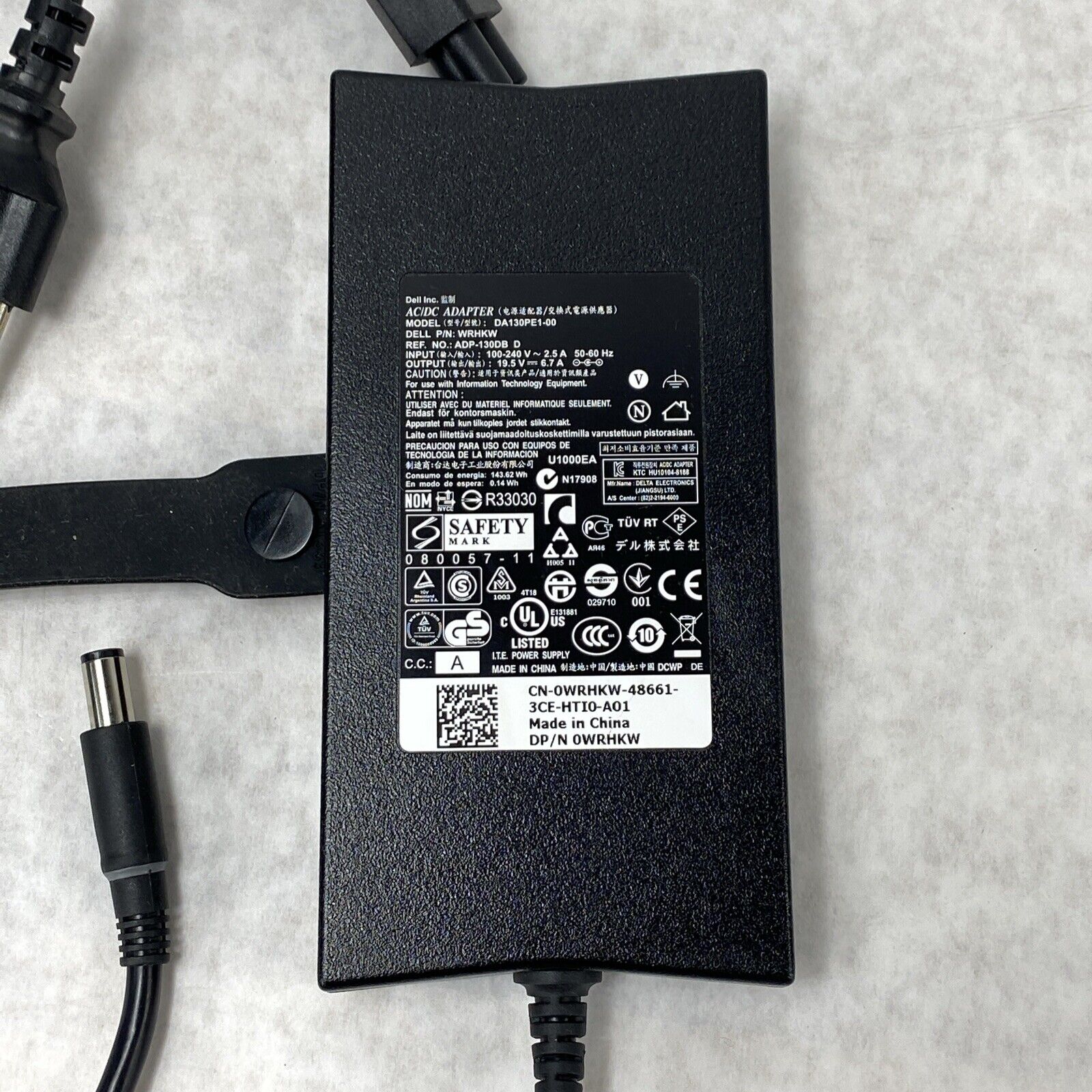 Lot of 30 Genuine Dell DA130PE1-00 130W 19.5V 6.7A AC/DC Adapter w/ Power Cable
