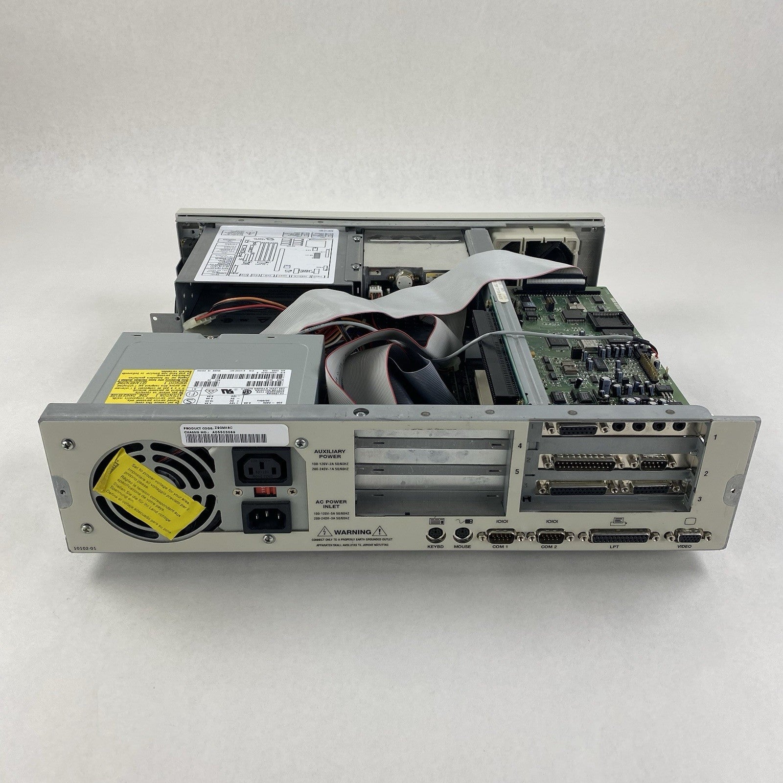 Zenith Z-Station ZEP-8370-QB DT Pentium 90MHz 32MB RAM No HDD No OS