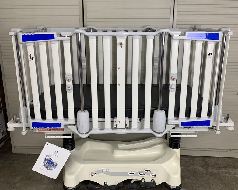 Stryker Cub FL19H Pediatric Crib with Mattress No Handles on Doors No Scale