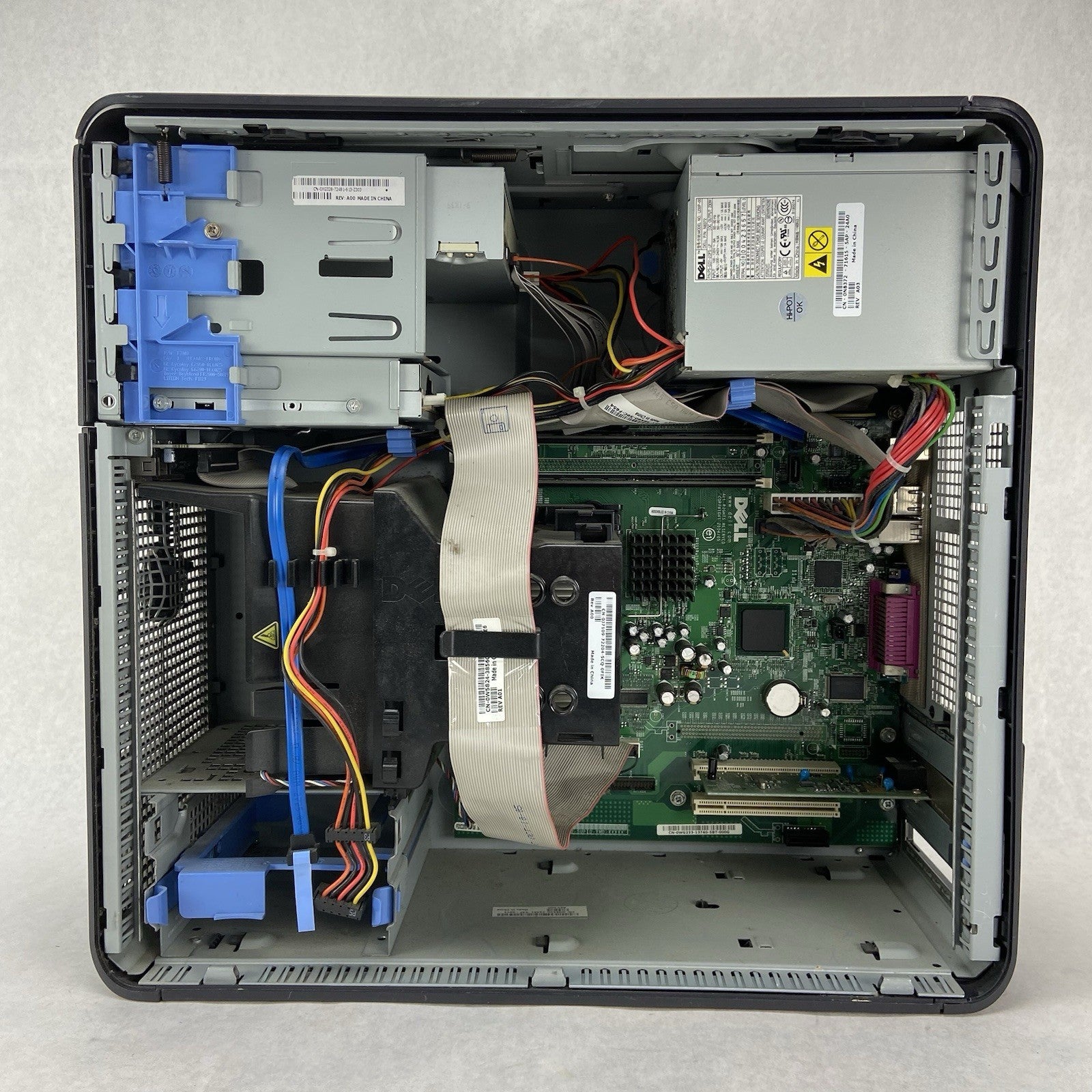 Dell Optiplex GX520 MT Intel Pentium 4 2.8GHz 1GB RAM No HDD No OS XP8