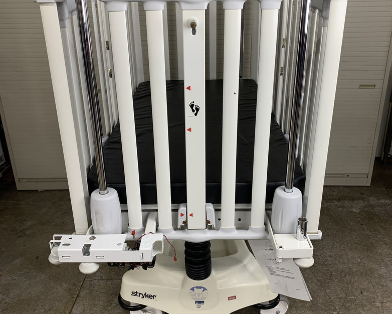 Stryker Cub FL19H Pediatric Crib with Mattress No Handles on Doors No Scale