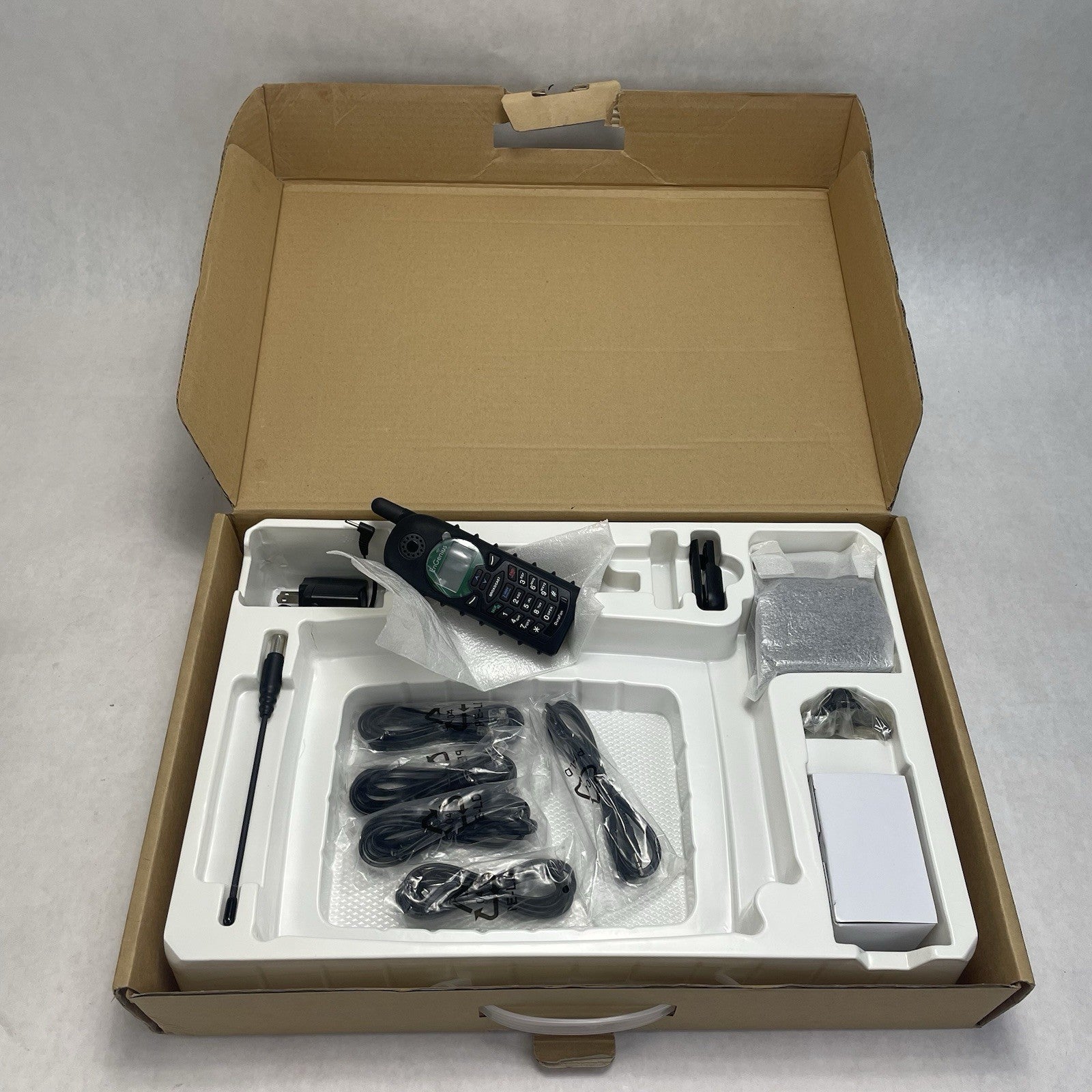 EnGenius SP-922PRO HC V2 DURAFON PRO Cordless Phone Handset (DURAFONPROHC)2