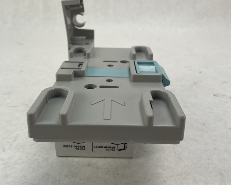Philips INTELLIVUE M8040-60100 FMS-8 Module Rack Universal Pole Mounting Clamp