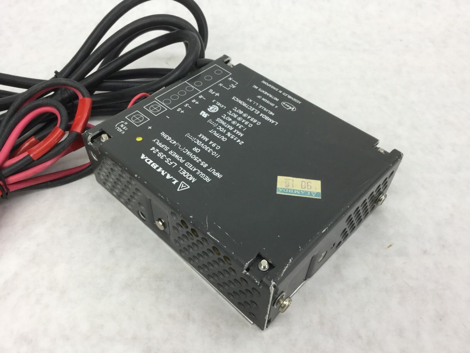 Lambda Regulated Power Supply LFS-39-24