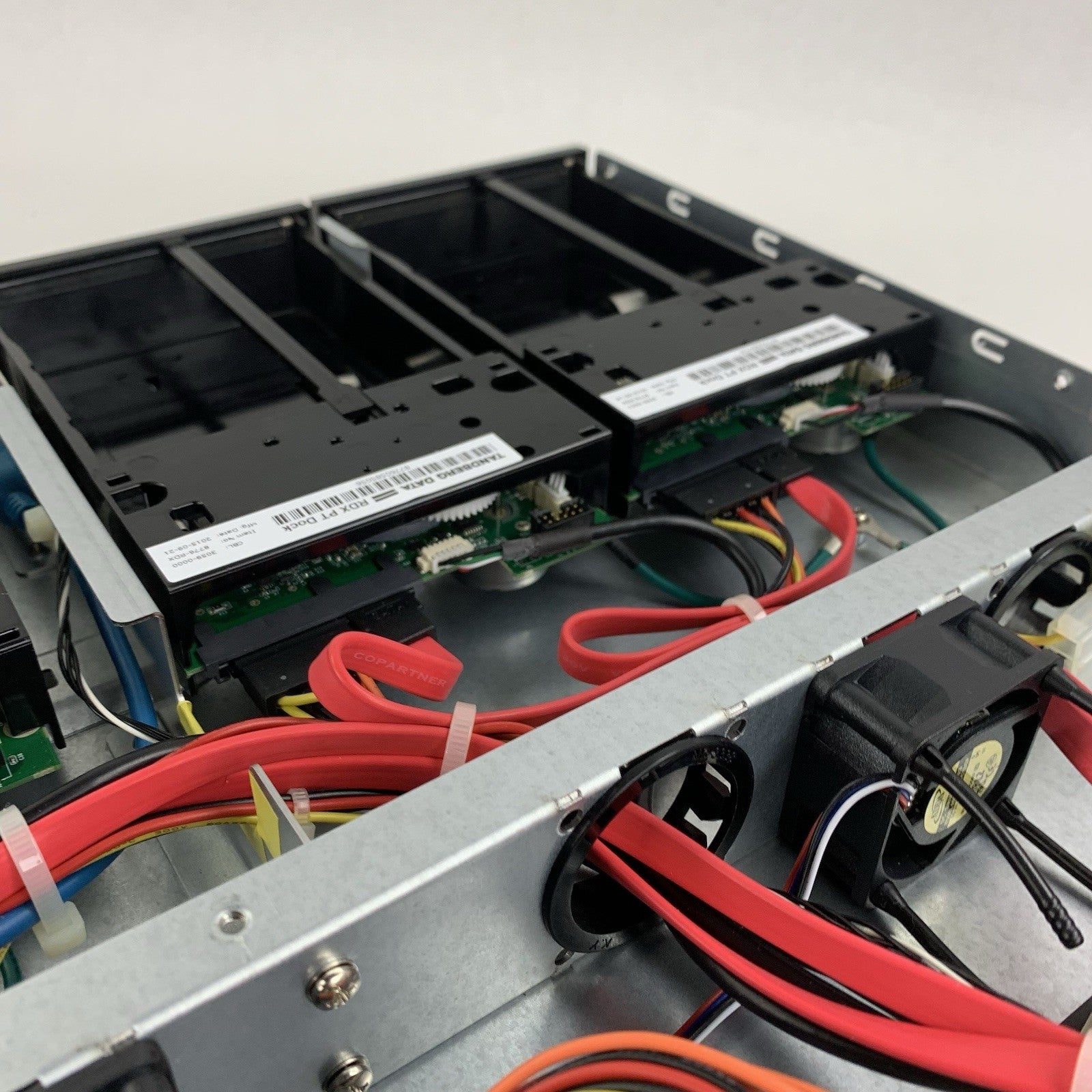 Tandberg RDX Quikstation 4 RMN-A-01-14 Desktop StorageLoader No HDD No OS12