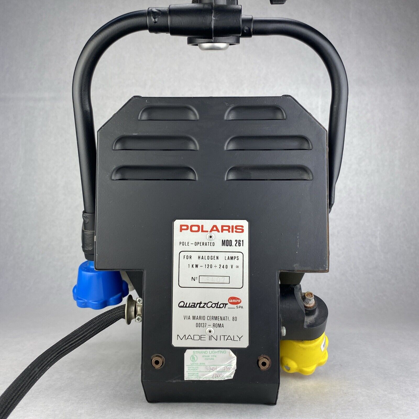 Strand QuartzColor Polaris Mod 261 Studio 1KW Fresnel Spotlight - READ