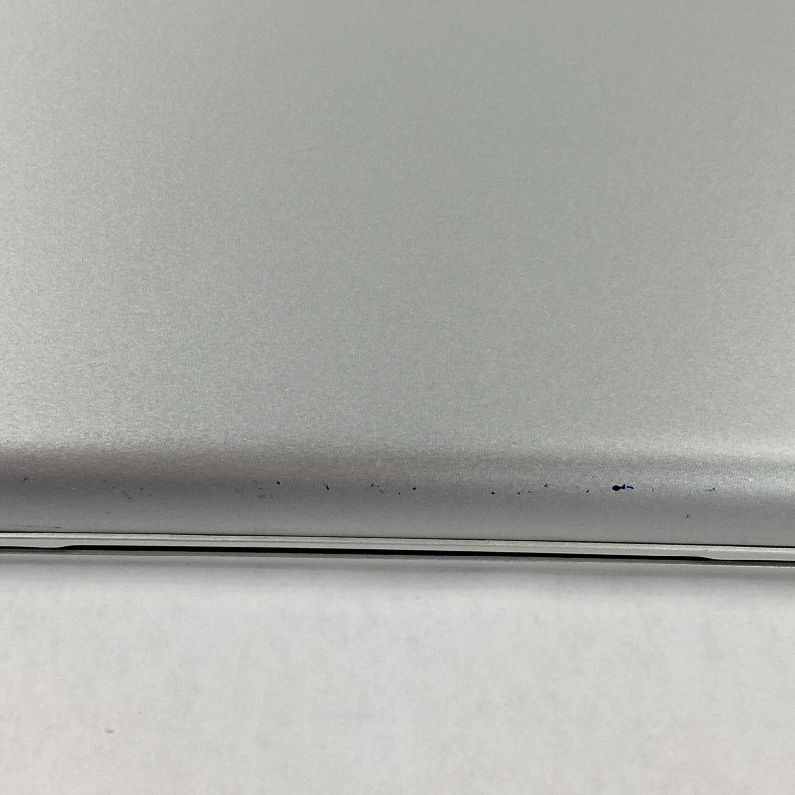 HP ProBook 440 G6 Intel Core i7-8565U 1.8 GHz 8GB RAM 14" No HDD No OS