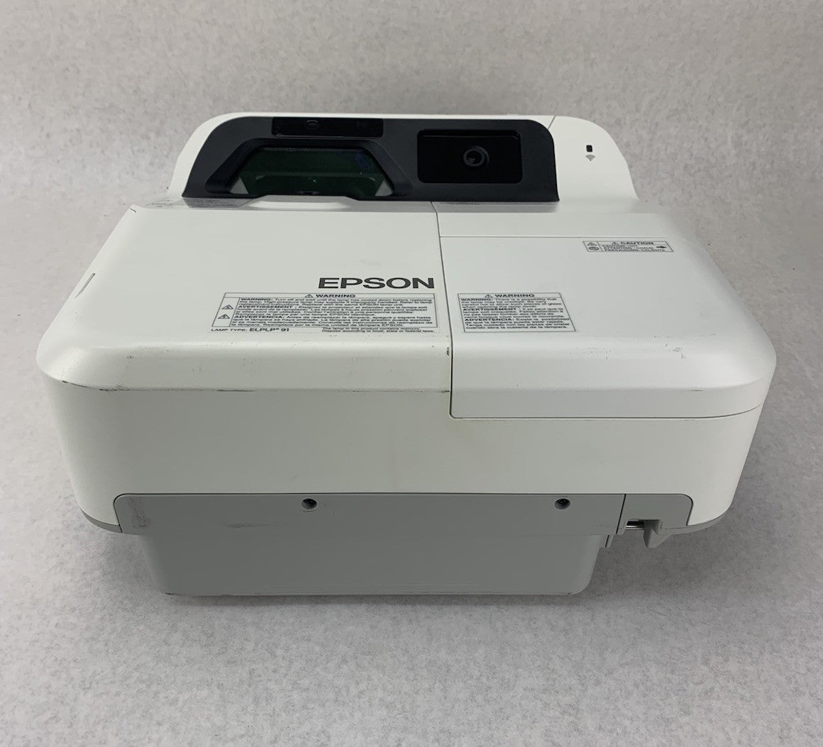 Epson PowerLite 695Wi H740A LCD Lamp Projector 26 Lamp Hours - No Remote1
